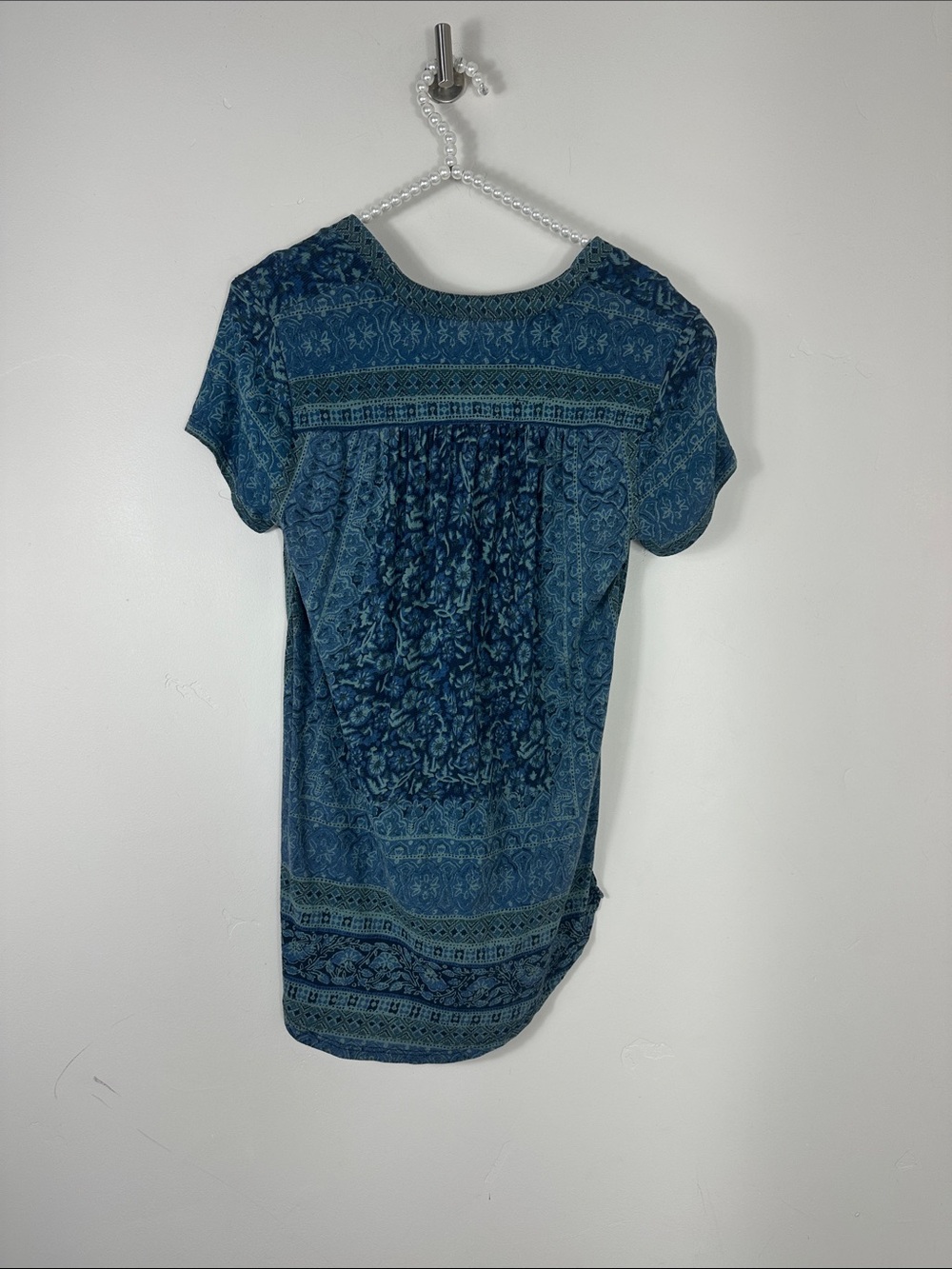 Lucky Brand Blue Boho  Patterned V-Neck Short Sleeve Tee Top Small - Picture 4 of 6